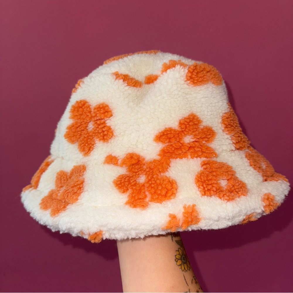 Fleece Floral Bucket Hat